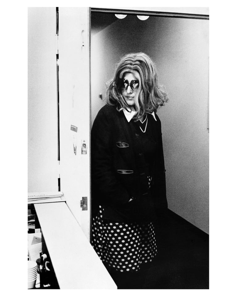 Lynn Hershman Leeson, Roberta at Gallery Opening (Lynn), 1976. Courtesy of the artist