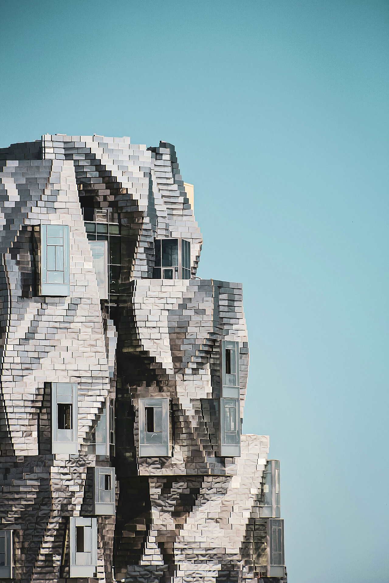 Frank Gehry, The Tower, Luma Arles (2021). Photography by Baptiste Buisson on Unsplash