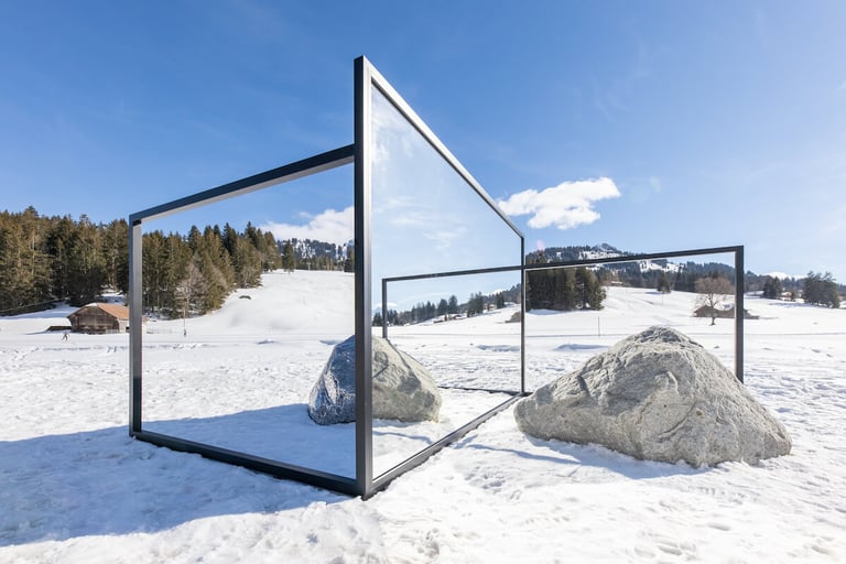 Big Be-Hide (Gstaad) image 2