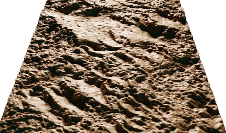Deborah Tchoudjinoff, Cliff, City of Gold, 2022. Courtesy of the artist