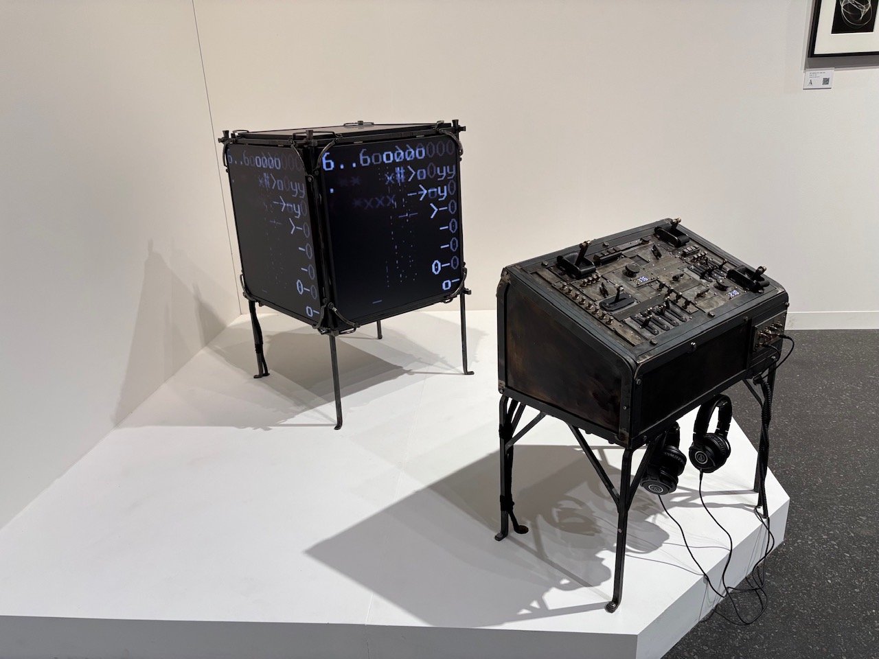 Installation view, Asprey Studio, DEAFBEEF, Matter and Signal (2026). Photography by Right Click Save