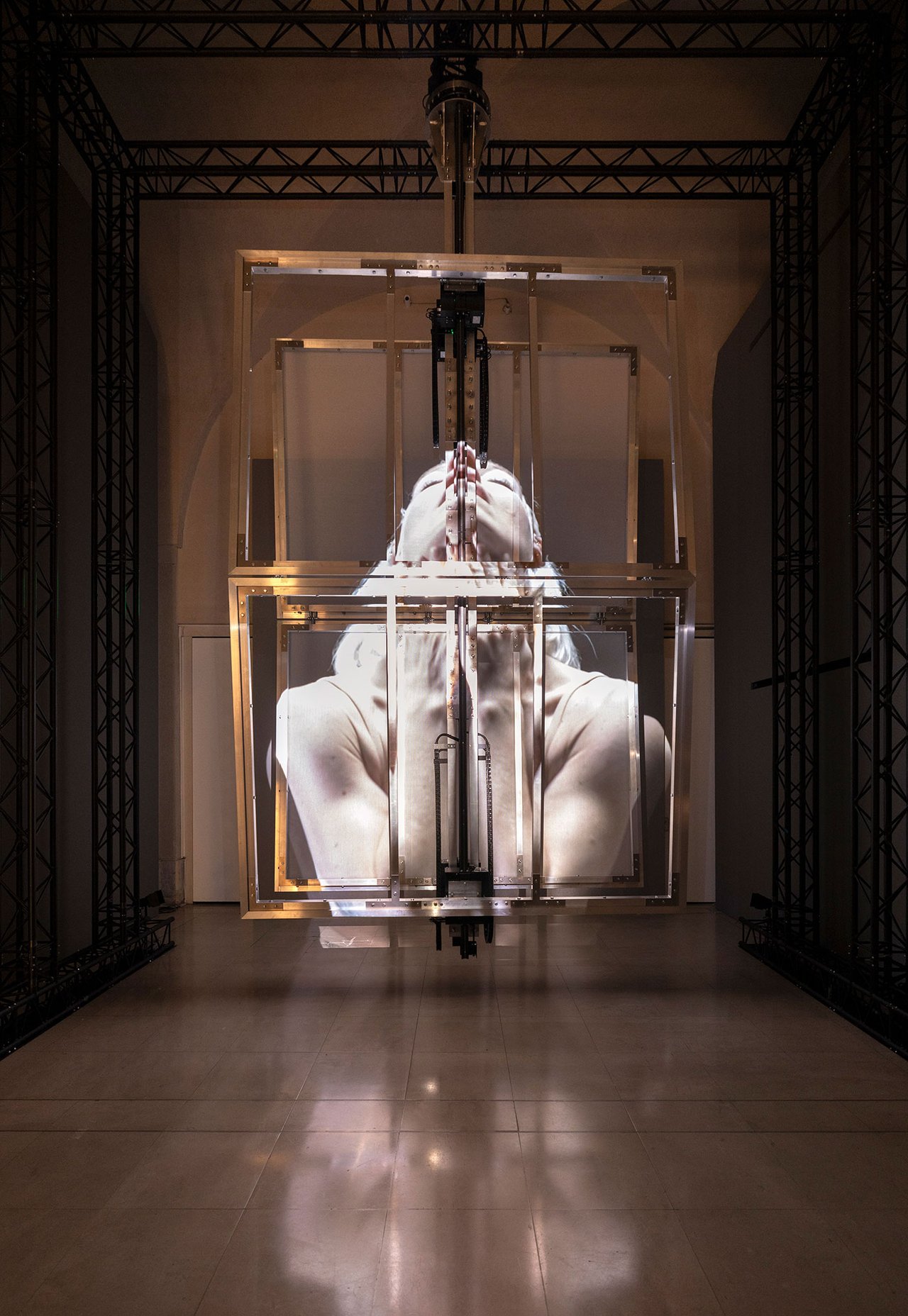 Wayne McGregor and Ben Cullen Williams, A Body for AI (2025). Installation, “Wayne McGregor: Infinite Bodies”, Somerset House, London. Photography by Andrea Rossetti. Courtesy of the artists